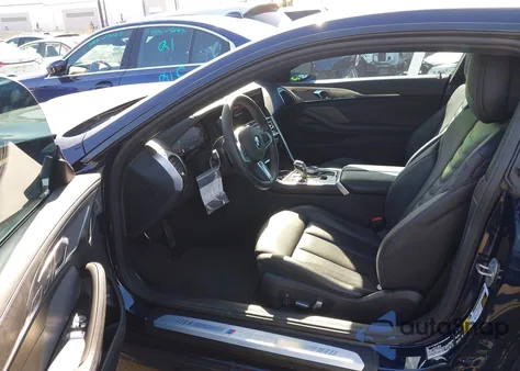 2023 BMW M850I xDrive z USA, uszkodzony, nr VIN WBABC4C06PCL86707